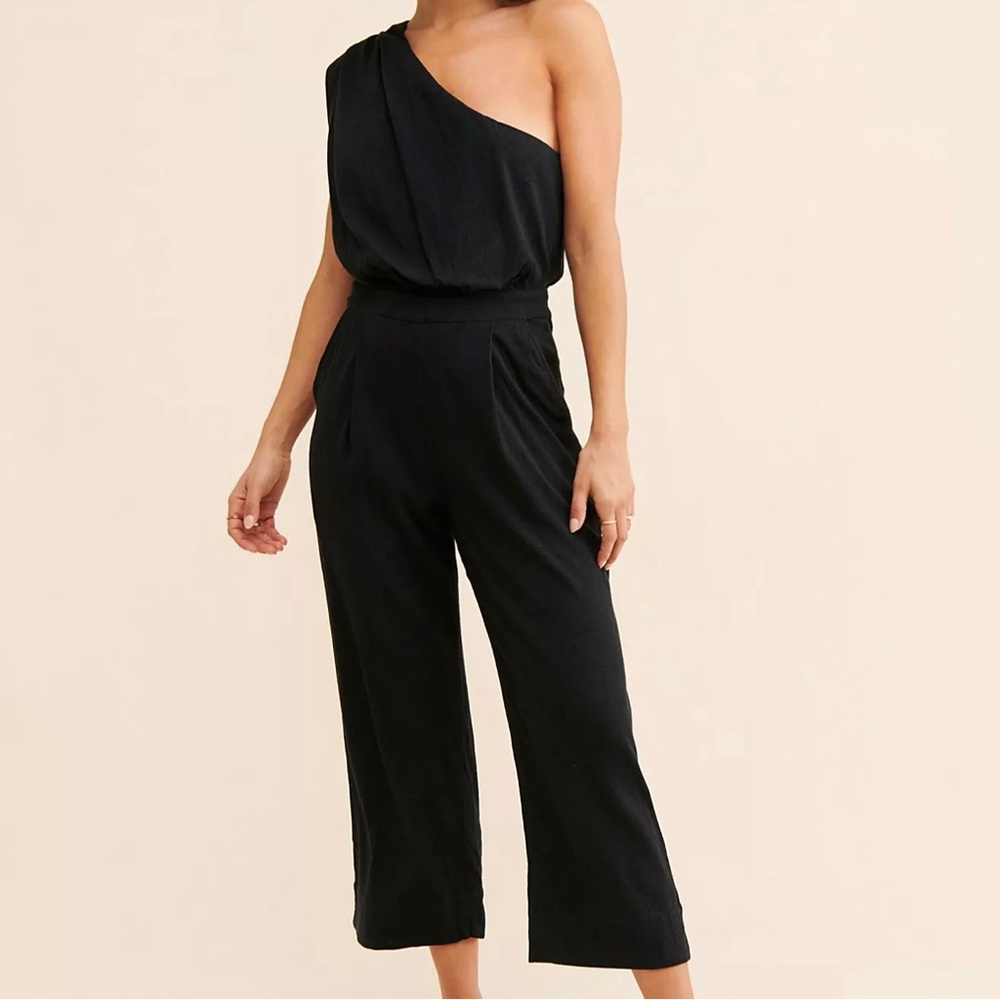 NWT Free People Avery One Shoulder Jumpsuit Black Cropped Wide Leg Size 0
